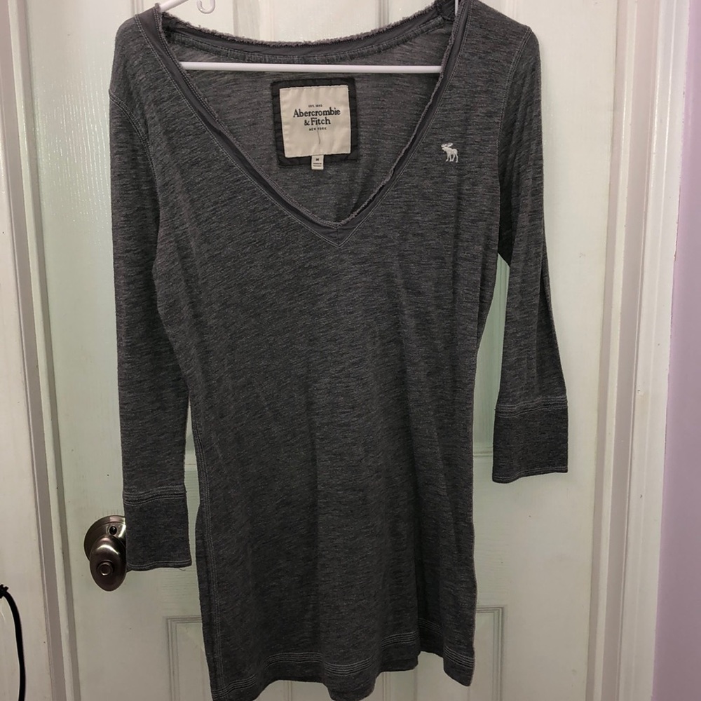 V-Neck tunic top gray